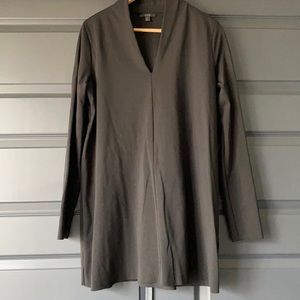 Black COS long sleeve vneck tunic. Size M.